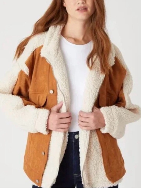 Blank NYC Jackets & Blazers - BLANKNYC Faux Suede & Faux Shearling Trucker Jacket CATCH ME OUTSIDE